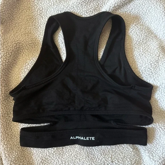 Alphalete amplify stratus bra, black size m - Picture 4 of 4